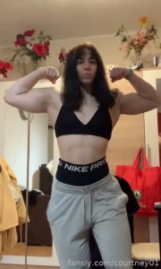 How are you today send me a dm fyp bigass feet abs gymgirl fbb gym ass