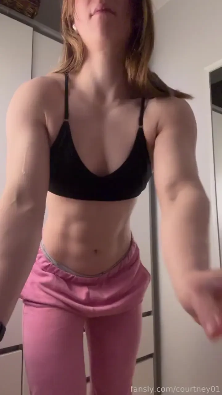 Worship me i would love to ride your dick 