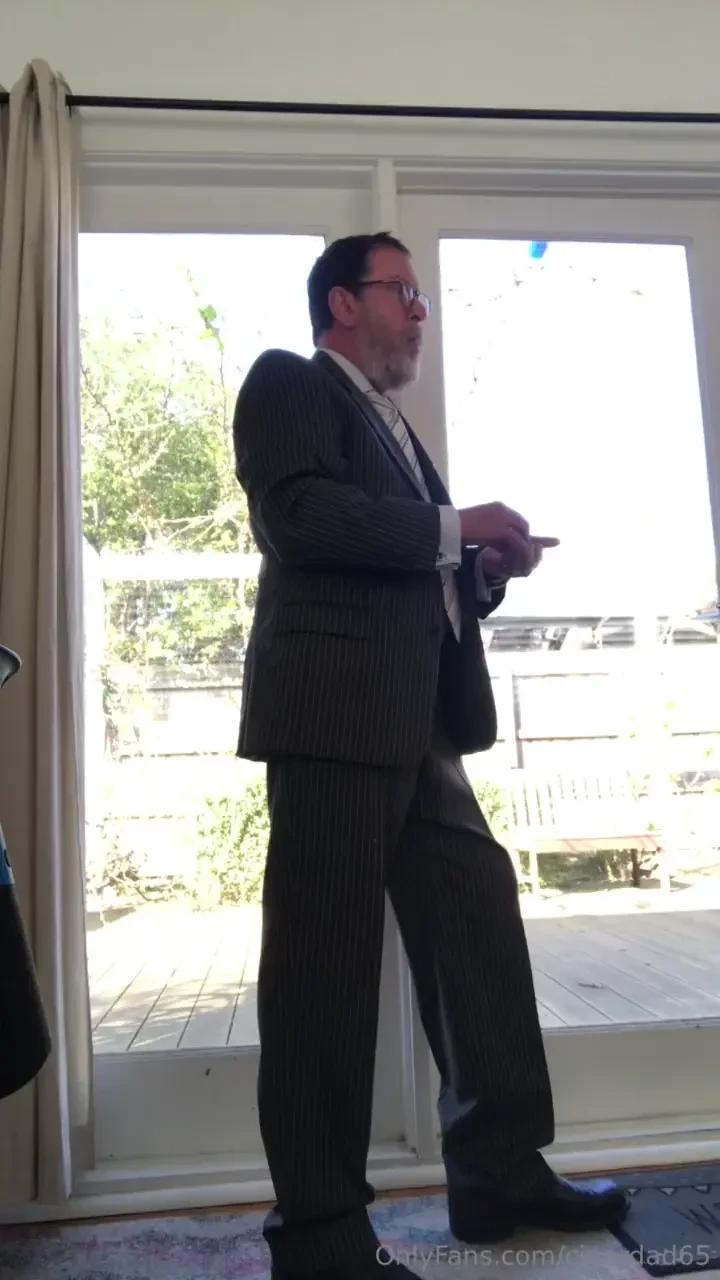 The new recruit is lacking focus and is duly reprimanded however dad 