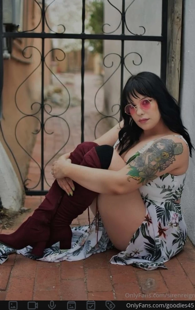 Naughty little kitten likes to be fucked and played with loves girl on part 2 