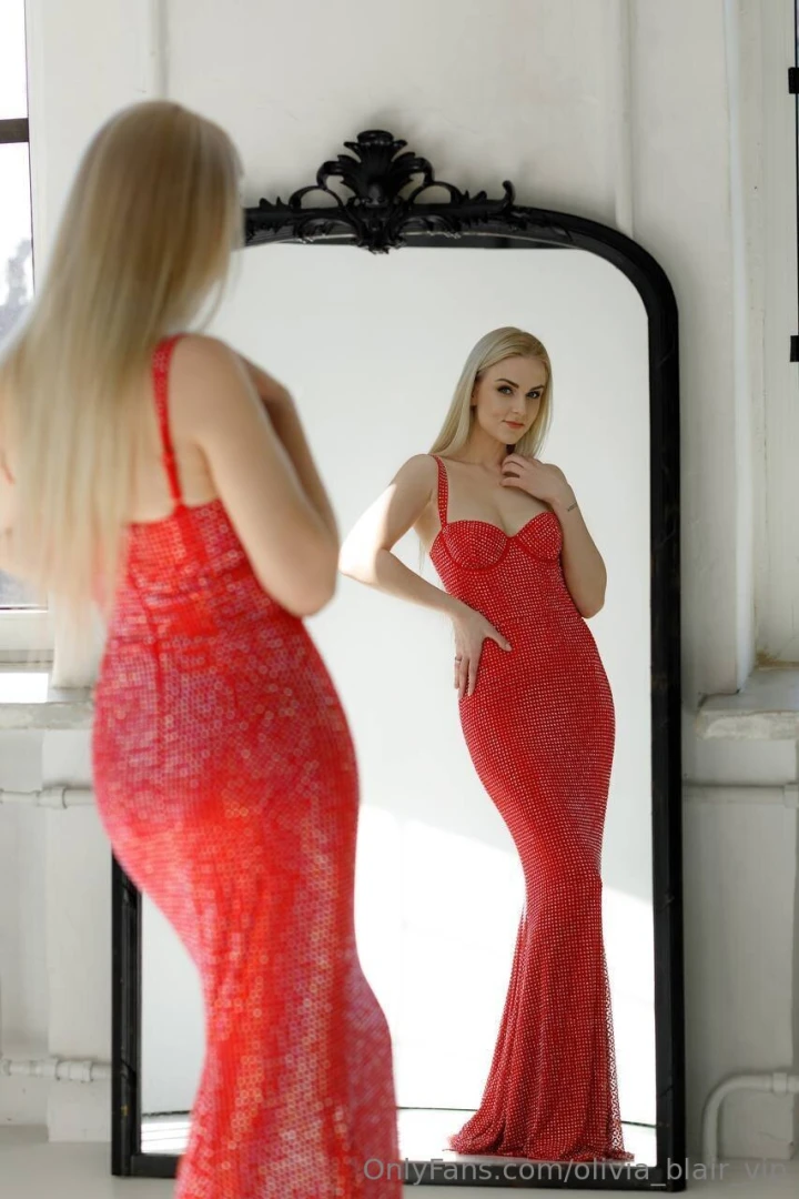 I ve been told a lot of people say i look good in red is that true 