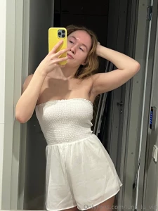 Today i m feeling like keeping it light and simple white is the