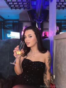 Several things must combine in a girl beauty tenderness and passion part 1