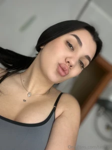 Hello my darling it s a beautiful day today write me i want to hear part 1