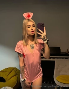 If i were a doctor would you want to see me