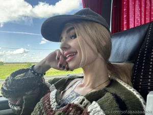 Hey i chose today to travel where do you think i went this time