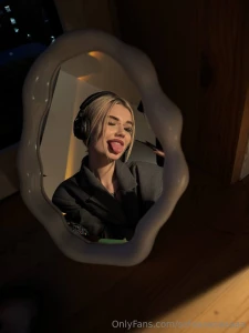 What kind of music do you like to listen to part 3