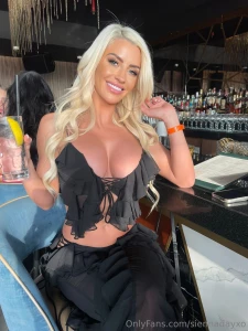 First one to tip in this wins 1000 worth of content