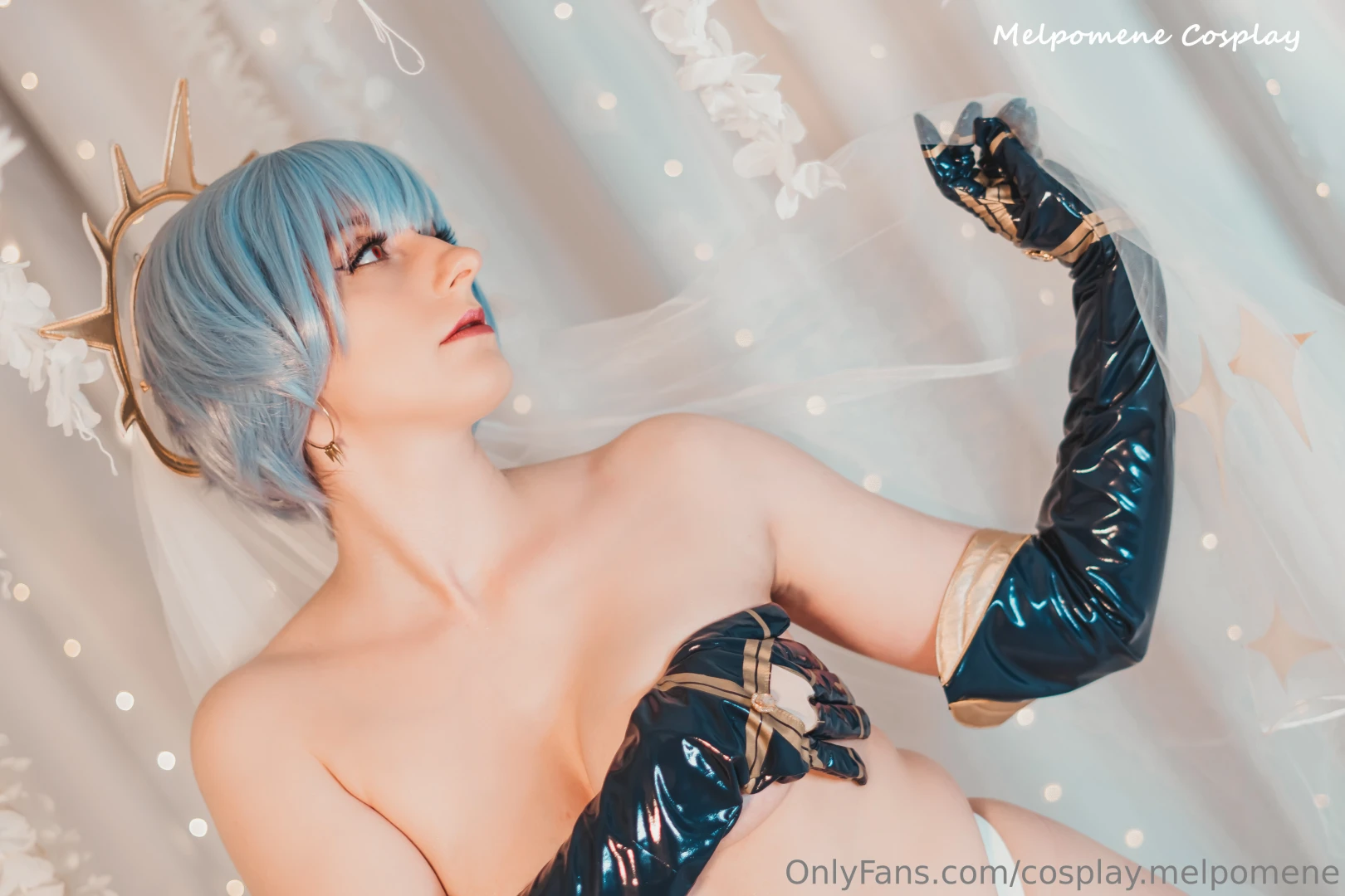 Of course i have the matching lewd version for you 