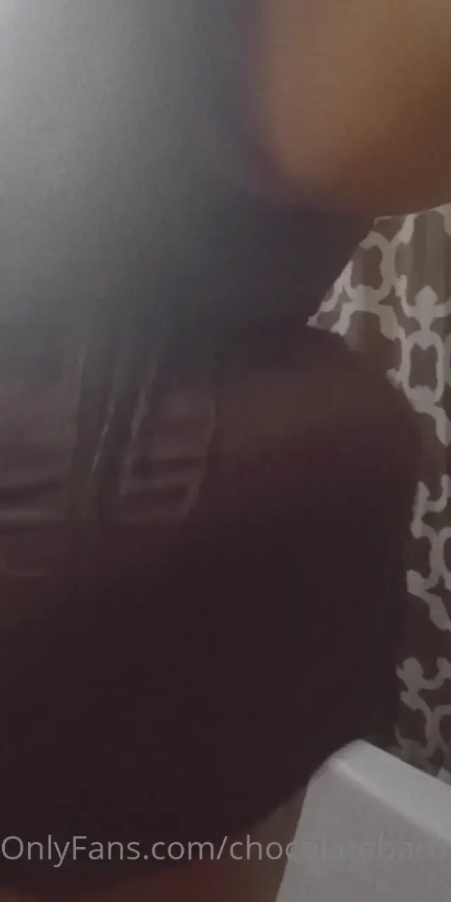 Cum see my ass in action chocolatehoney902 
