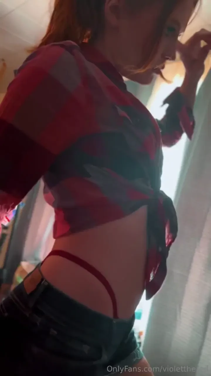 Getting ready to shoot a sex video behind the scenes 