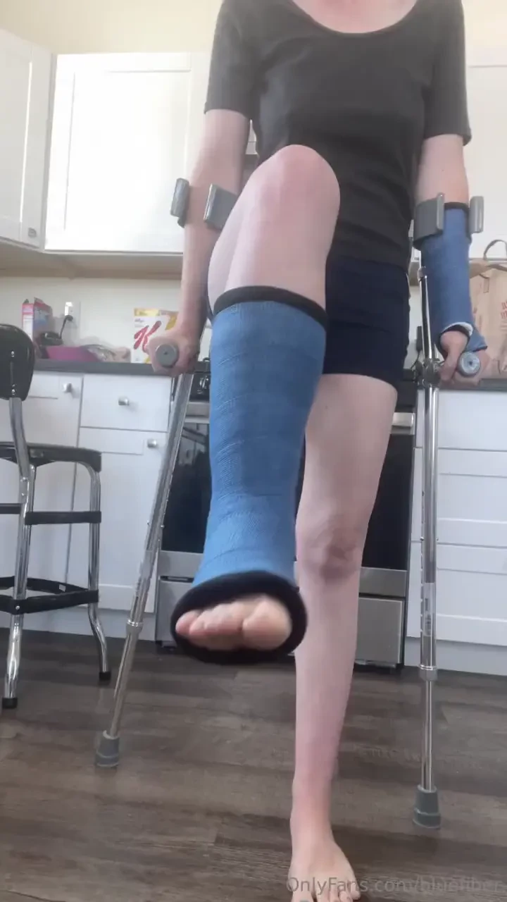 Did some cleaning but the more i felt my casts the more turned on i 