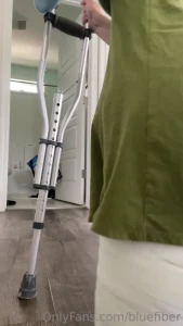Struggle to the bathroom