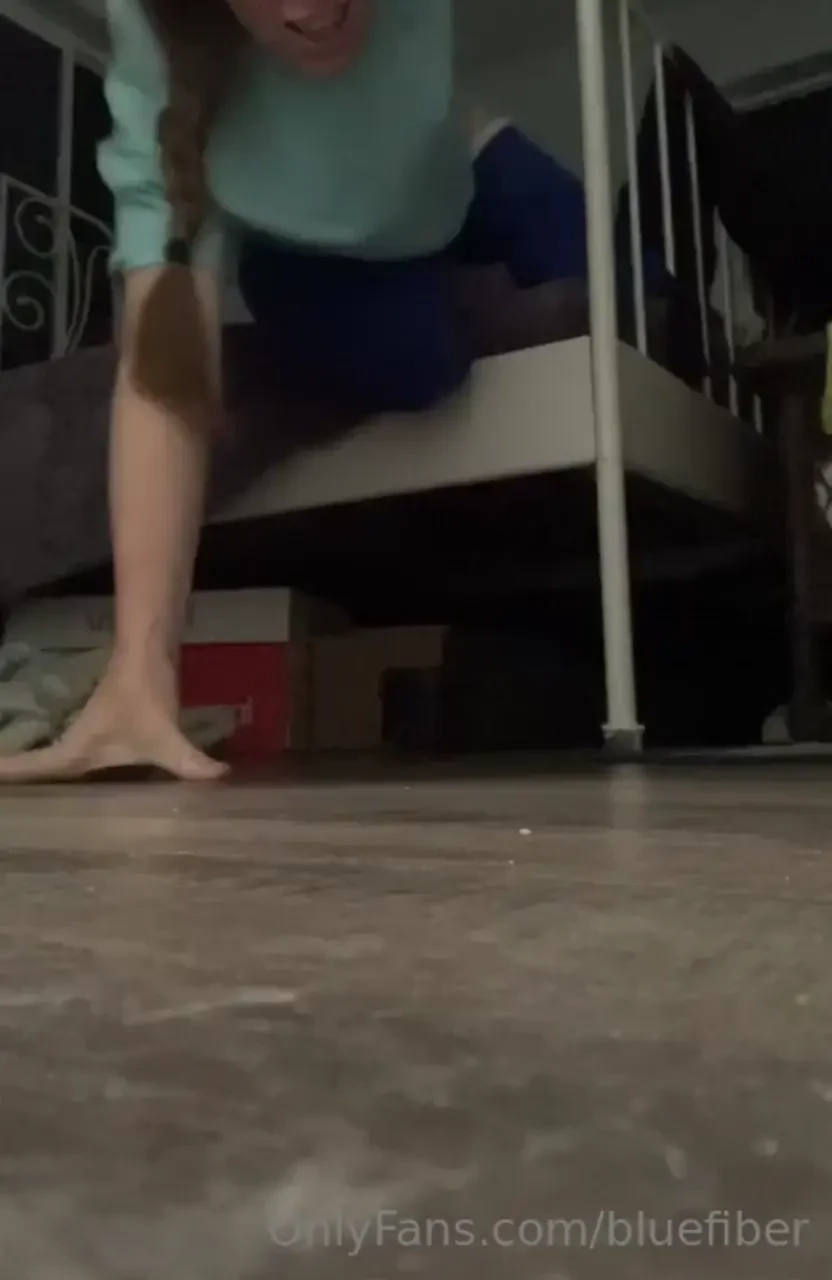 Pretending fun dak trying to climbs into bed and walk a bit in my 