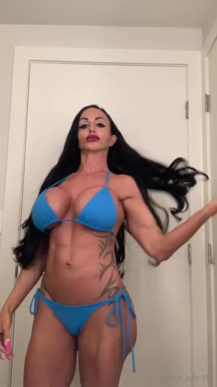 New vip skype promo buy a 200 one year vip pass and get a free 1 on 1 