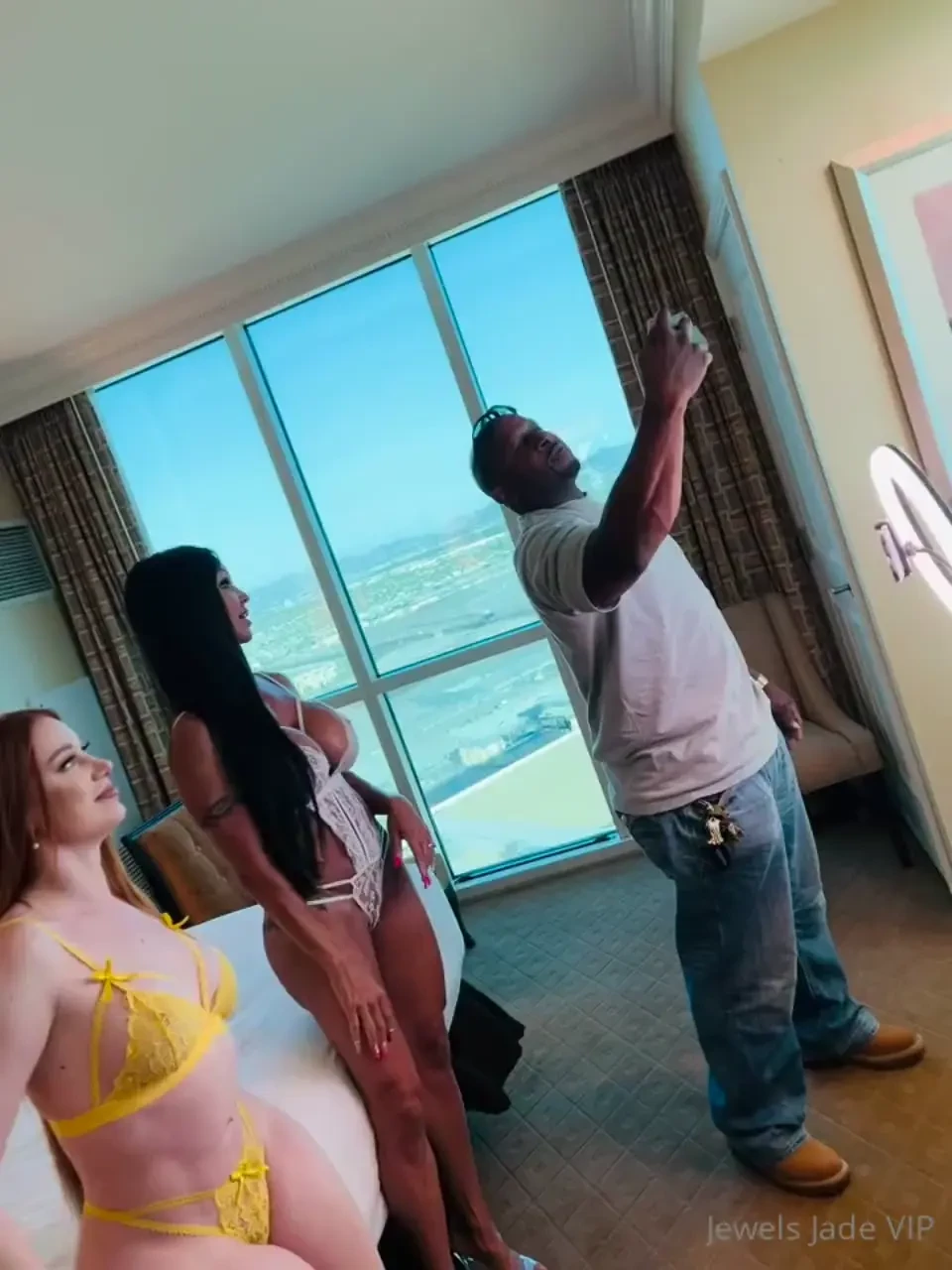 Epic 4 - way bbgg with some bbc cock prince yashua amp madison morgan 
