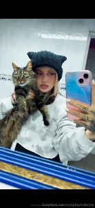 Having a good xmas why don t you come here and play with me