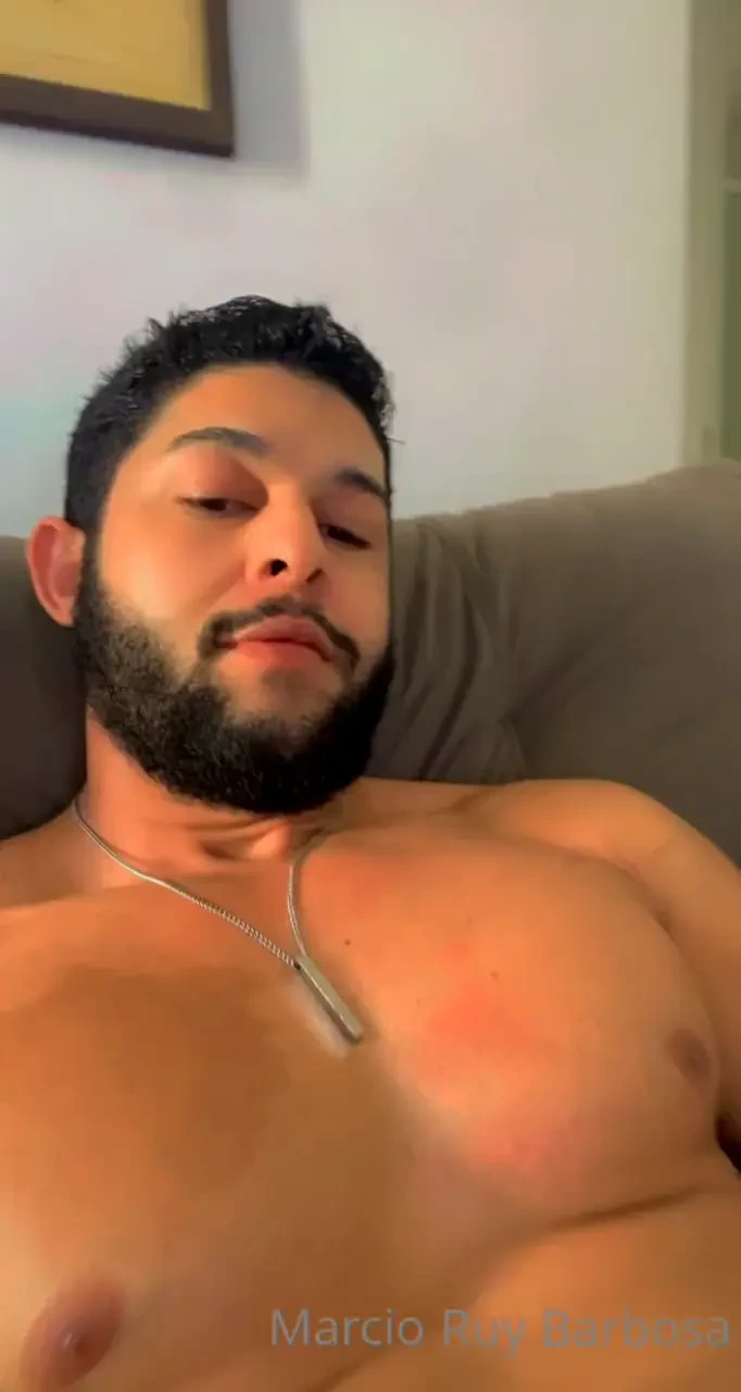 T aqui pensando em fazer umas paradas 