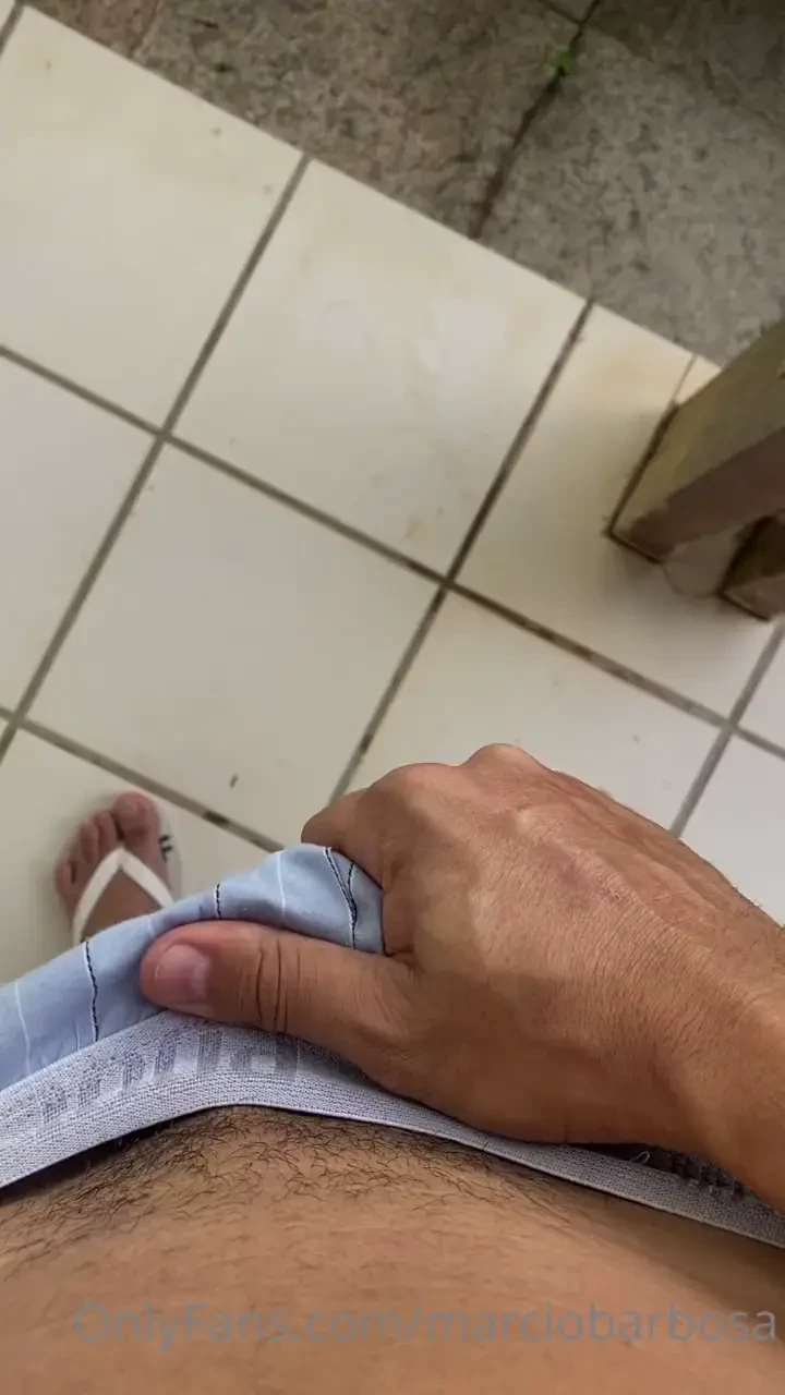 Mijei no jardim n o conta pra ningu m 