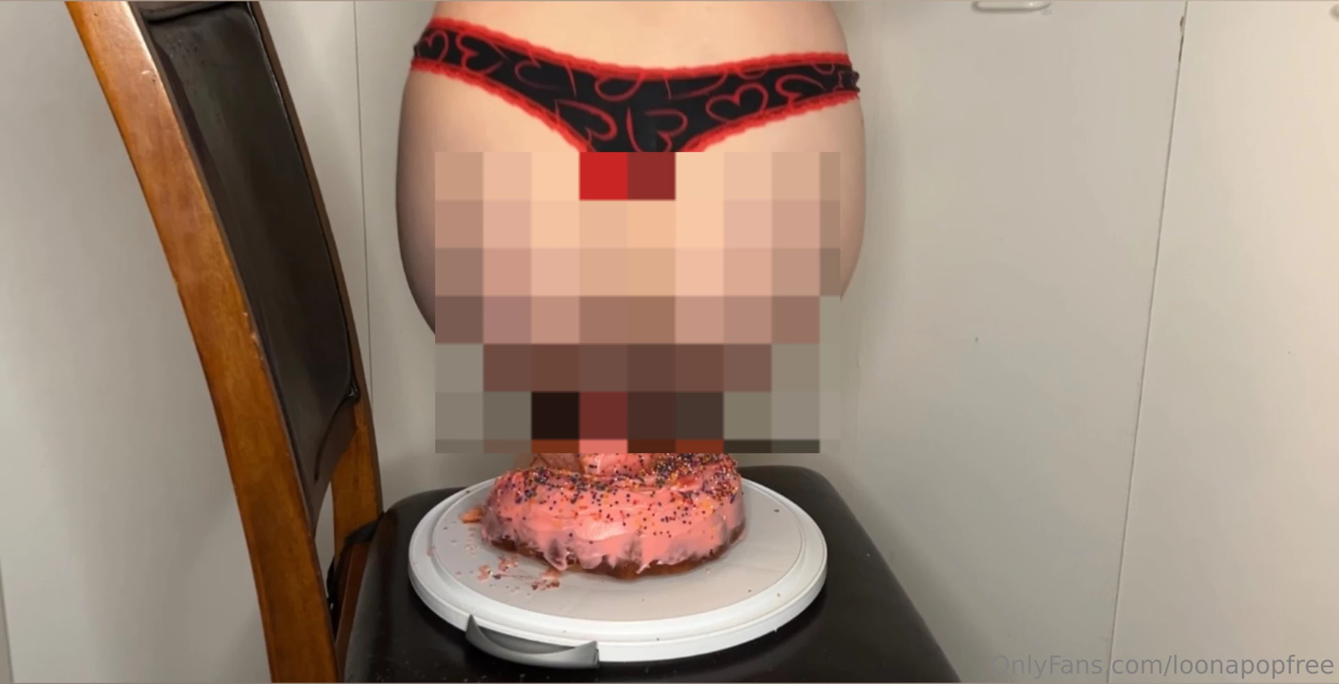 My first ever cake crush video would love to do more dm for 