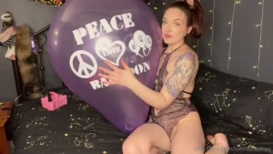 Watch loonapop in this non pop inflate this massive balloon then give