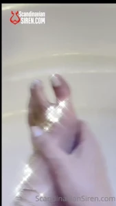Daddy thinks this foot fetish video is corny and silly with the echo
