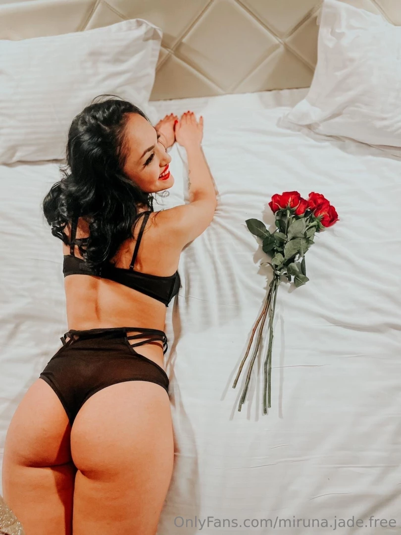 24h 80 discount on my vip account miruna jade happy new year 