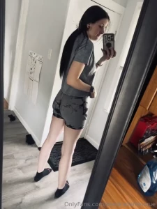 Who loves my new shorts tip me to take them off baby