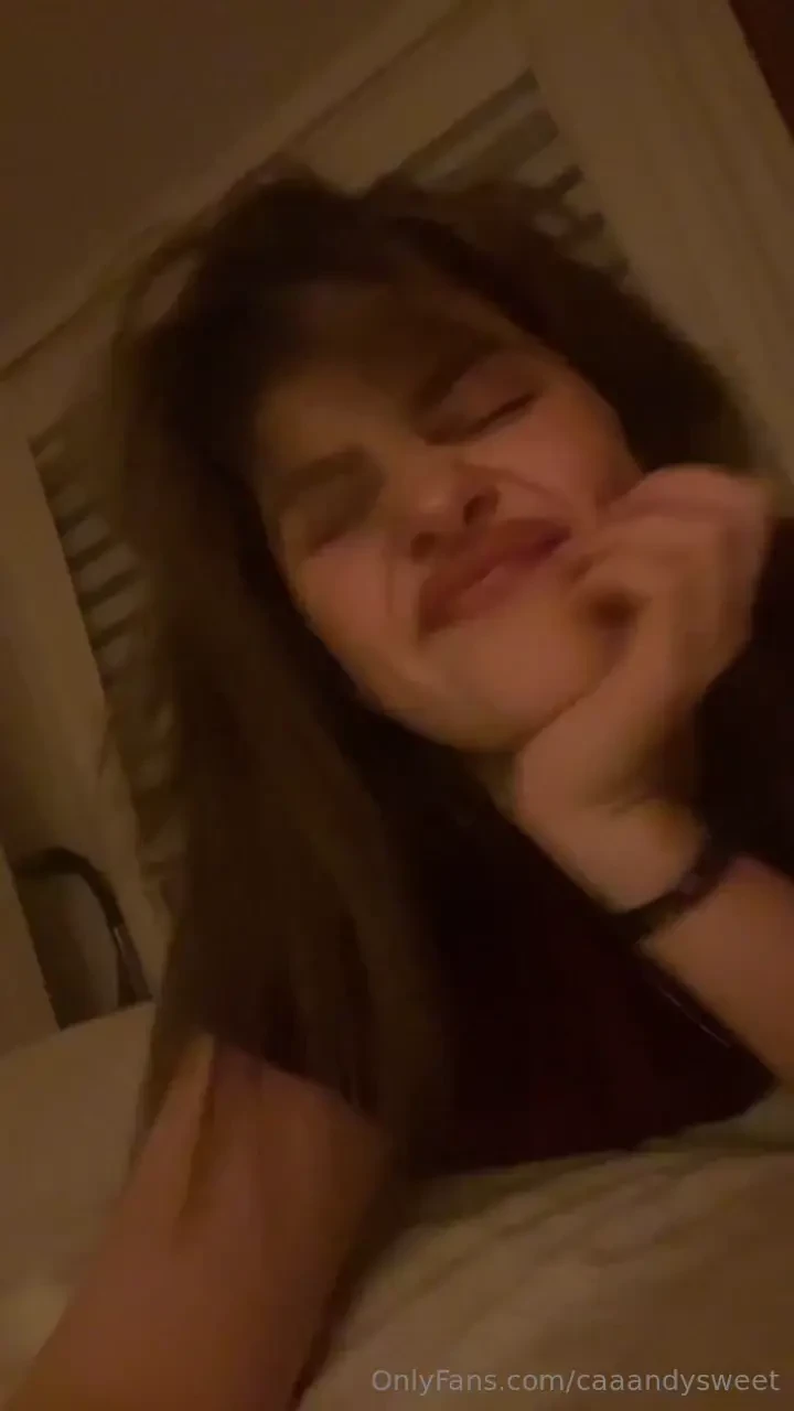 Boring home today sweetie laying down and waiting for u to text me 