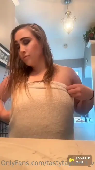 Happy titty tuesday part 1726 