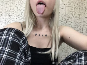 How s your dick doing he said he misses my pussy