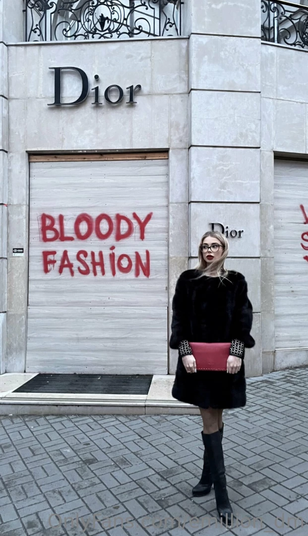 Hot kisses wet lips and not only lips part 1 