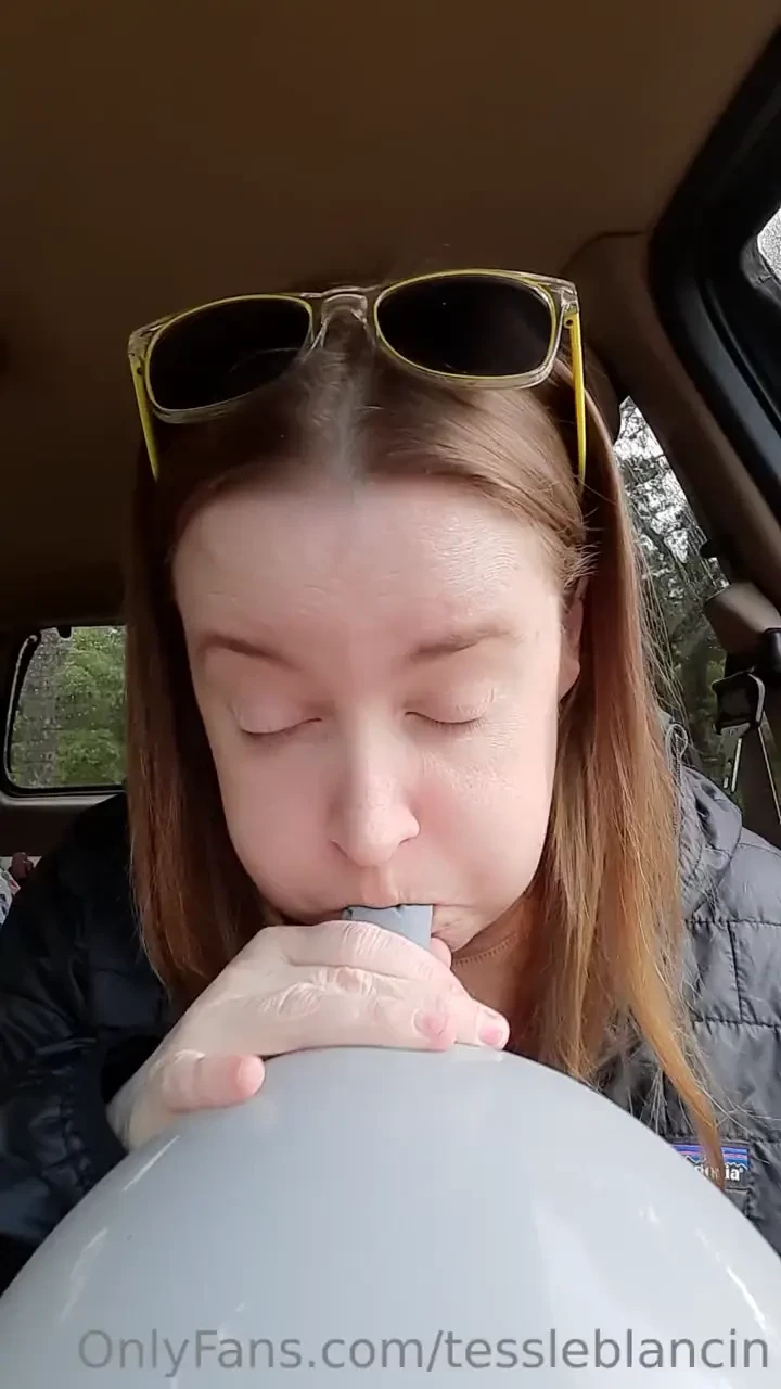 Quick blow up in the car leblancin 