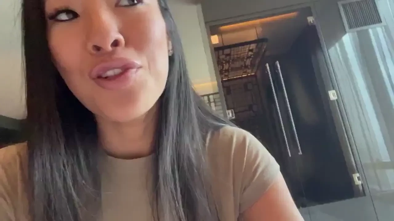 Hi i unexpectedly have some time alone and i wanna see u let s go live 