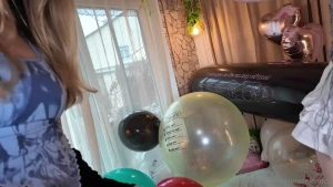 German loonergirl nbsp fun with joelina and nastila balloons nbsp we