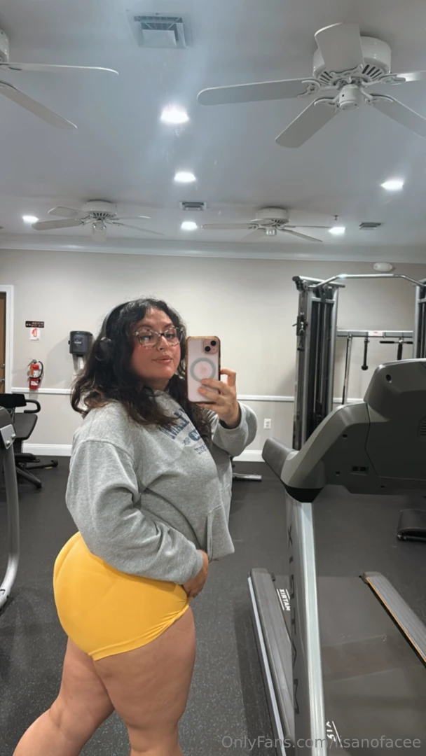 Do i look good in yellow part 18 