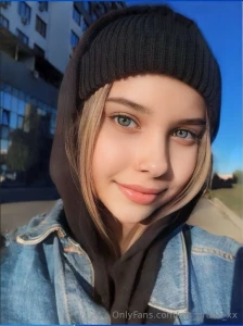 Violet_whims is wet right now free subscription only now she wants to part 25