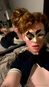 In the last video i m not wearing my mask but i give you a little peek