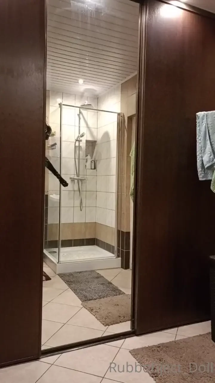 These heels are so hot but i can t learn to walk in them horrible to 