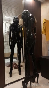 This jacket is one of the first things i bought this jacket is 5 years part 3