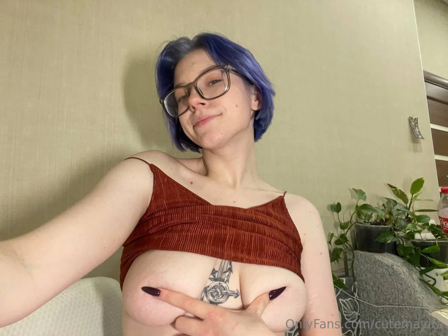 On the count of three i remove my hand 3 2 1 oh stop you are not part 3 