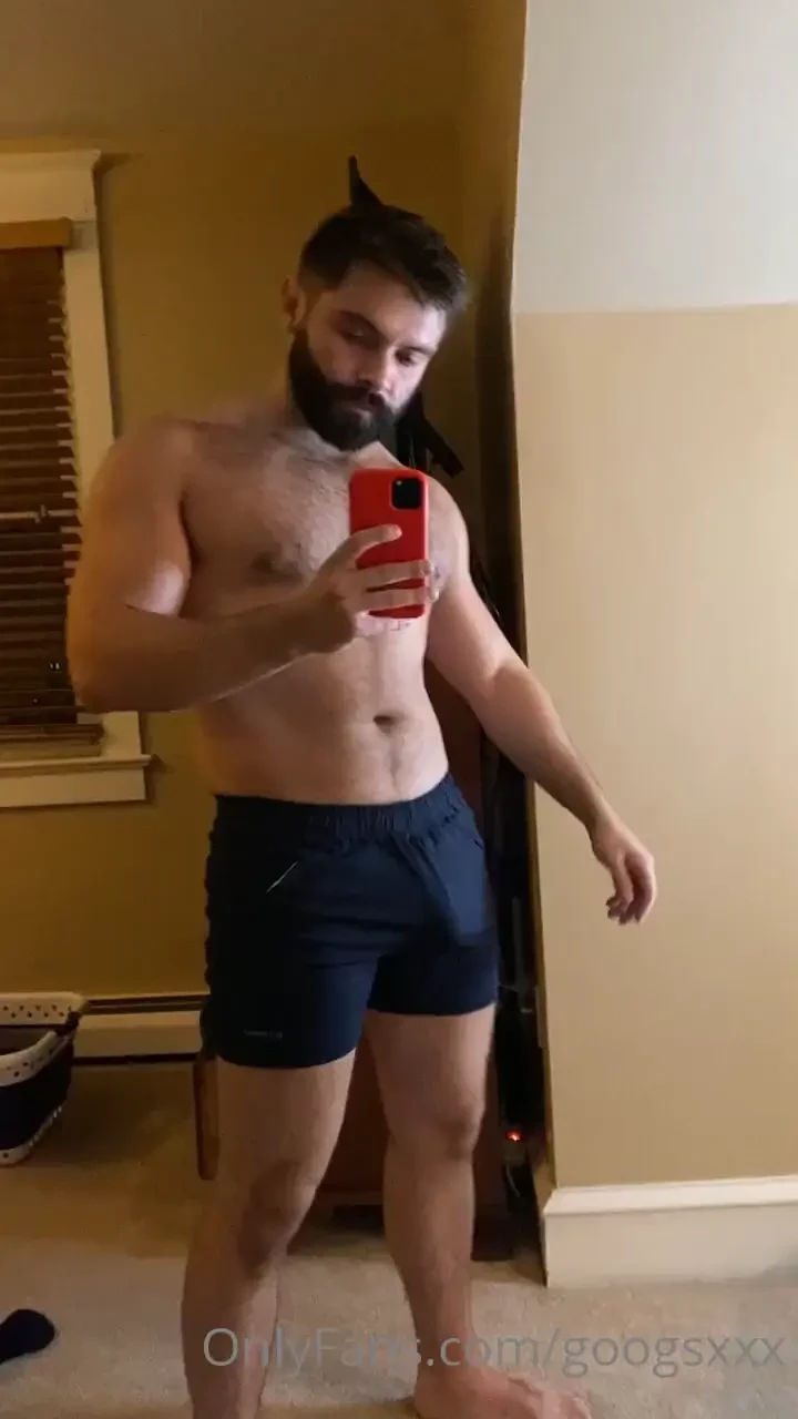 Free ballin in my new shorts 