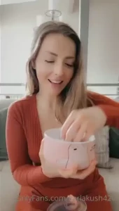 I m so so sorry i forgot to do the raffle here it is