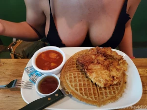 Breakfast of champions with the fabulous kloutkiki yes this is a