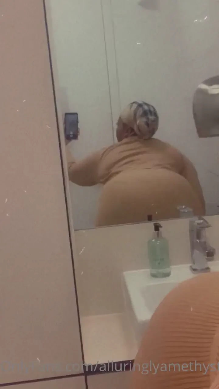 You splash i make waves 