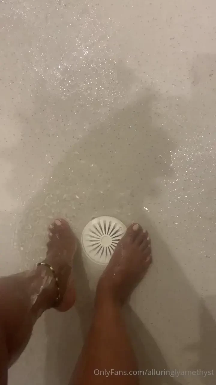 Wanna play footsie part 1 