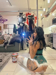 Santa baby been an awful good girl this year