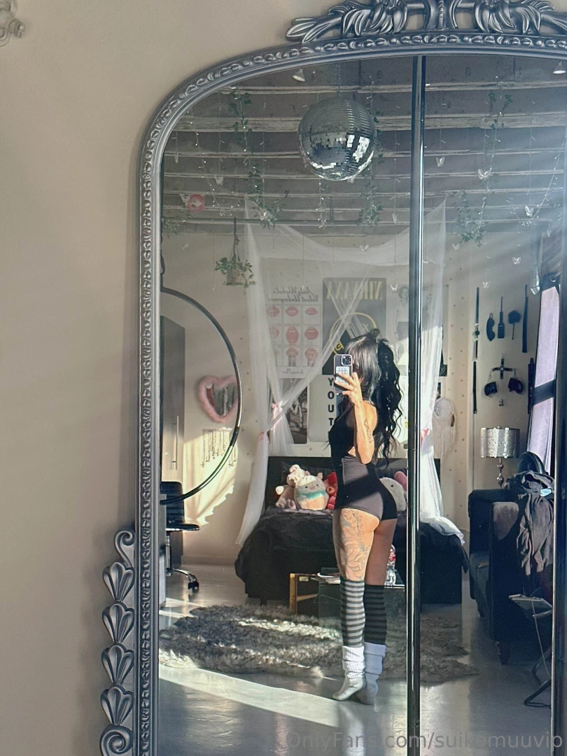 Should i start showing how good i am with poles 