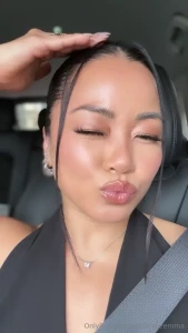 A little kiss for the day