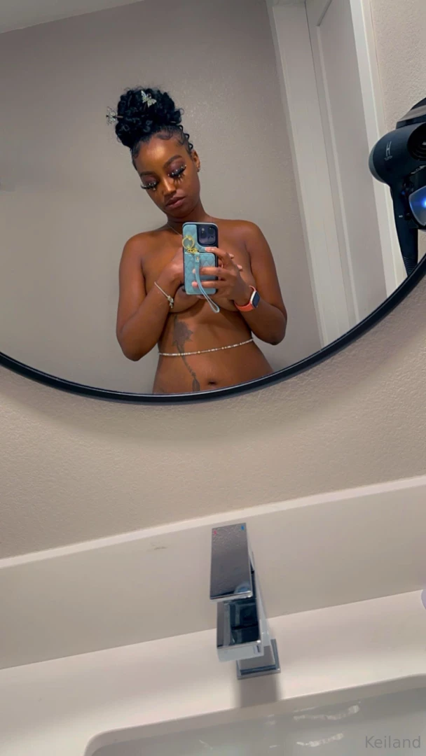 I m waiting for you here queenkeiland 